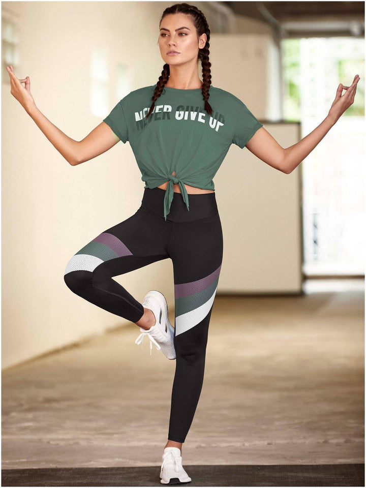 Camiseta 25053 | Ropa Deportiva de Mujer | Chamela Colombia